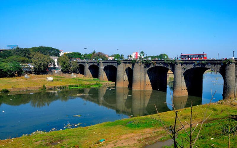  दिनविशेष : पुण्यातील शनिवार वाड्यासमोरील छत्रपती शिवाजी पुलाचे उद्घाटन१७।०९।१९२३